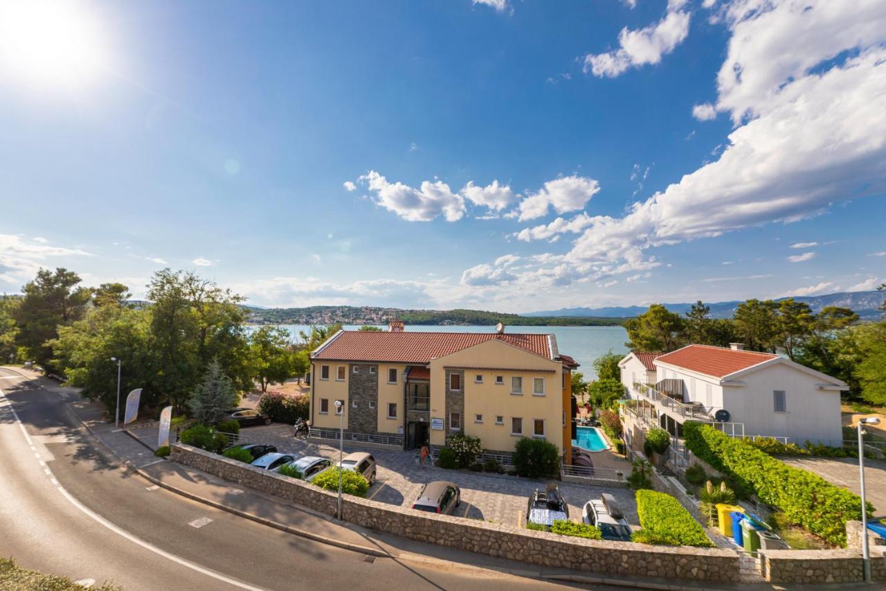 Apartments Sucic 2 Soline  Exterior foto